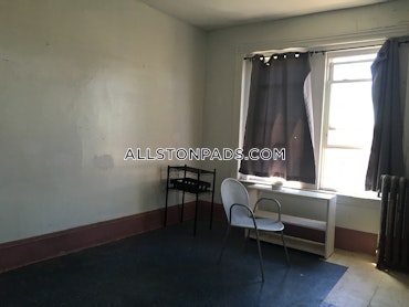 Boston - 3 Beds, 1 Baths