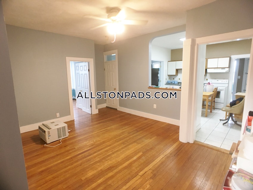 BOSTON - ALLSTON - 3 Beds, 1 Bath - Image 5