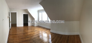 Boston - 6 Beds, 2.5 Baths