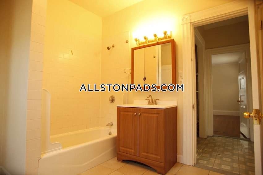 BOSTON - ALLSTON - 6 Beds, 2.5 Baths - Image 32