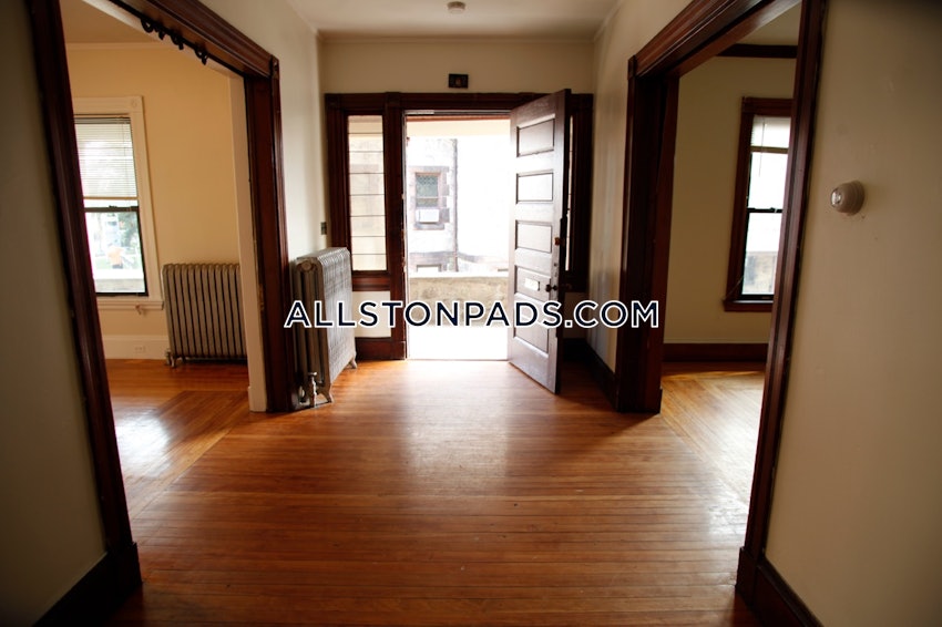 BOSTON - ALLSTON - 6 Beds, 2.5 Baths - Image 7