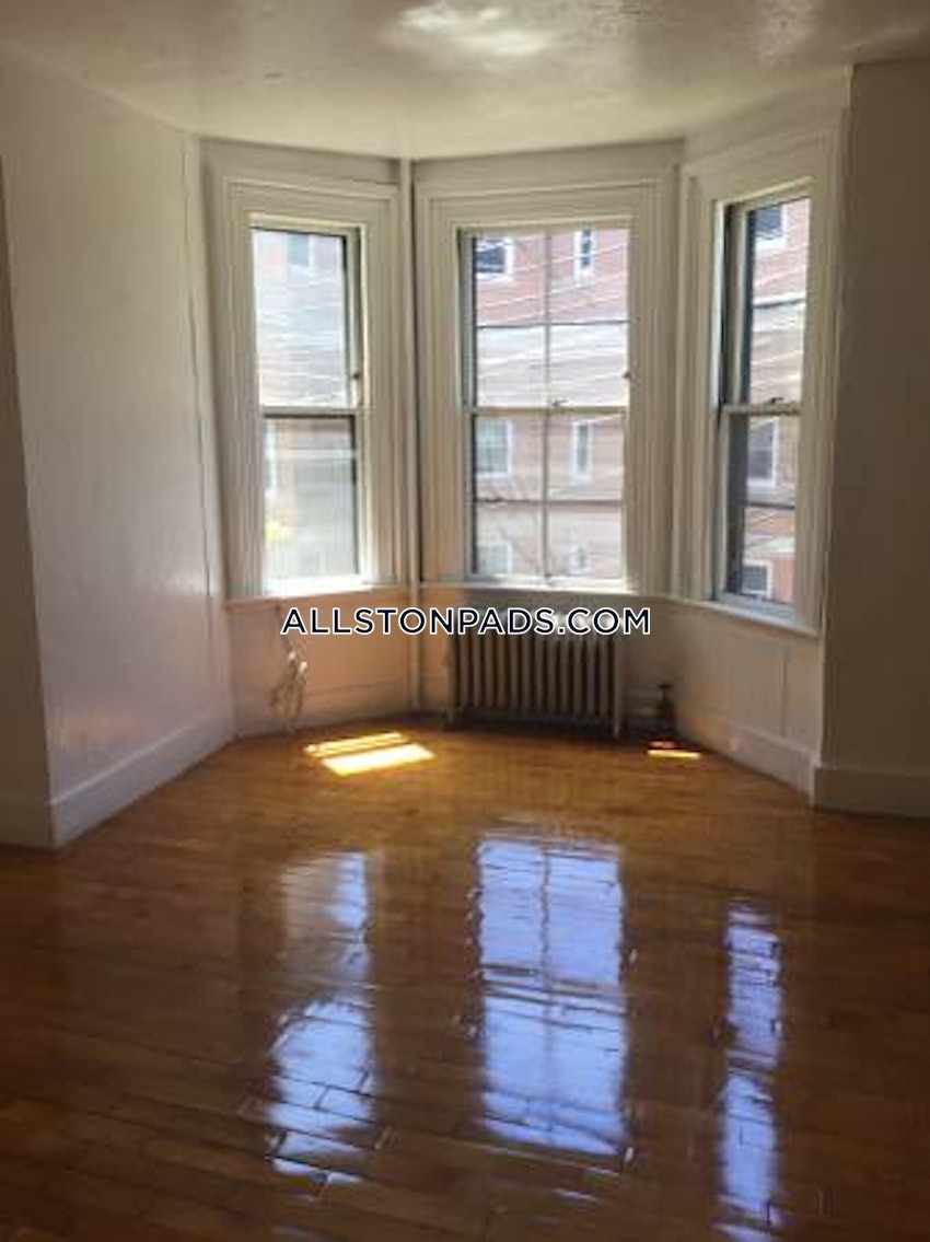 BOSTON - ALLSTON - 3 Beds, 1 Bath - Image 5