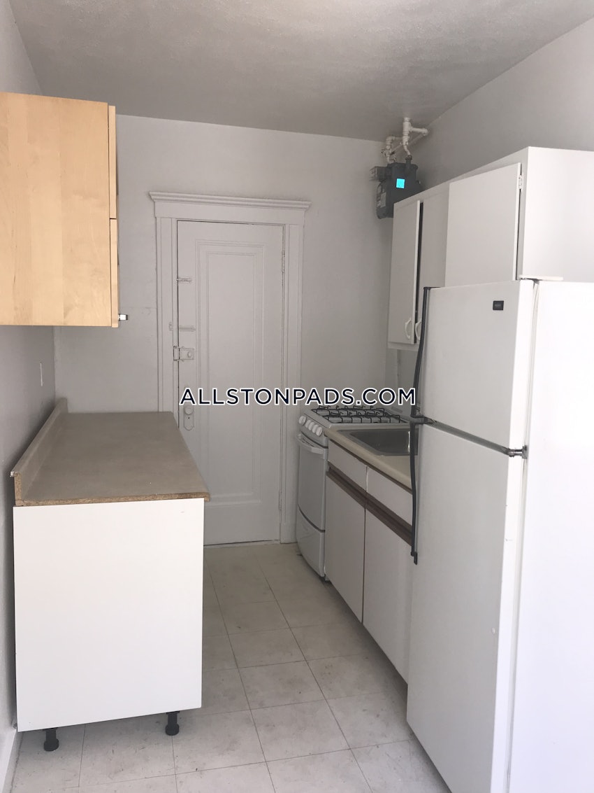 BOSTON - ALLSTON - 1 Bed, 1 Bath - Image 7