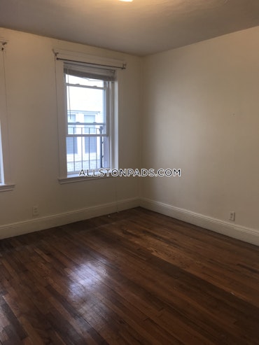 Boston - 1 Beds, 1 Baths