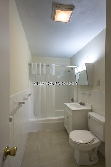 Boston - 2 Beds, 1 Baths