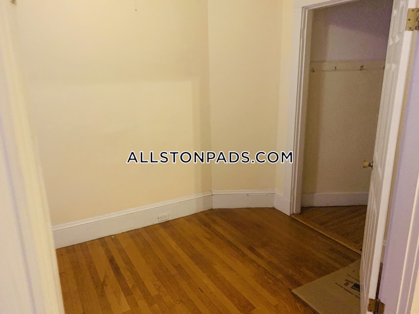 BOSTON - ALLSTON - 2 Beds, 1 Bath - Image 16