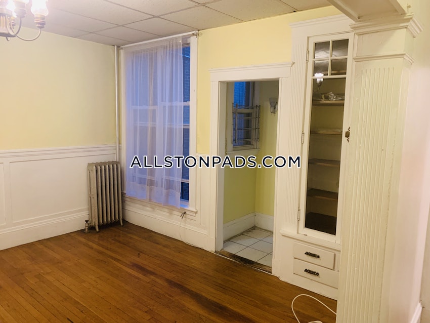 BOSTON - ALLSTON - 2 Beds, 1 Bath - Image 8