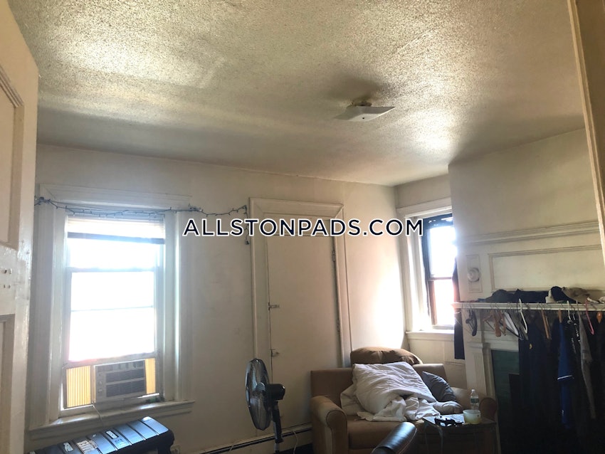 BOSTON - ALLSTON - 5 Beds, 2 Baths - Image 7