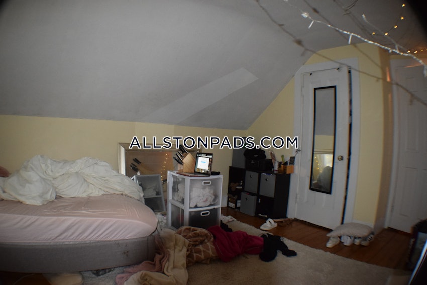 BOSTON - ALLSTON - 5 Beds, 1.5 Baths - Image 46