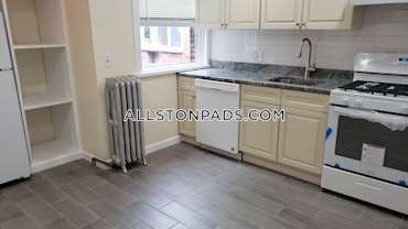 Allston, Boston, MA - 5 Beds, 2 Baths - $4,600 - ID#4755518