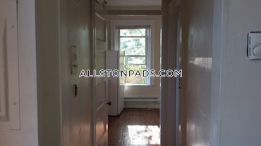 Boston - 1 Beds, 1 Baths