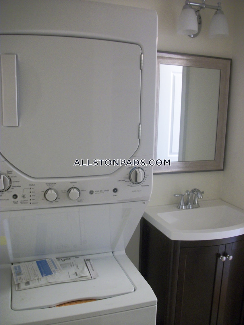 BOSTON - ALLSTON - 3 Beds, 2 Baths - Image 10