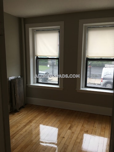 Boston - 2 Beds, 1 Baths