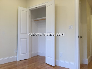 Boston - 3 Beds, 2 Baths