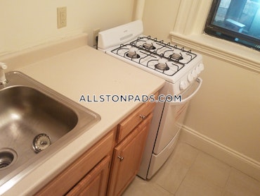 Boston - 1 Beds, 1 Baths