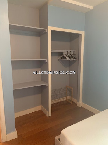 Boston - 2 Beds, 1 Baths