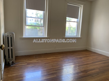 Boston - 1 Beds, 1 Baths