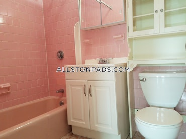 Boston - 1 Beds, 1 Baths