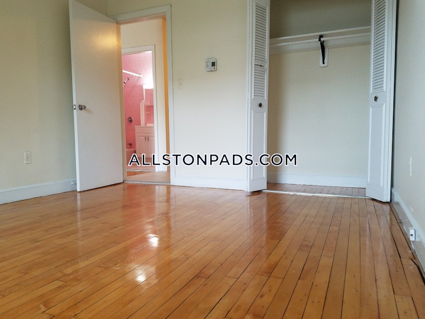 BOSTON - ALLSTON - 1 Bed, 1 Bath - Image 3