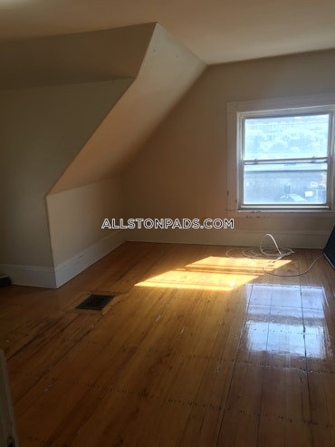 Boston - 1 Beds, 1 Baths