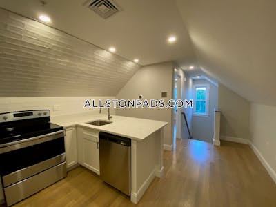 Allston Apartment for rent 2 Bedrooms 1 Bath Boston - $3,200