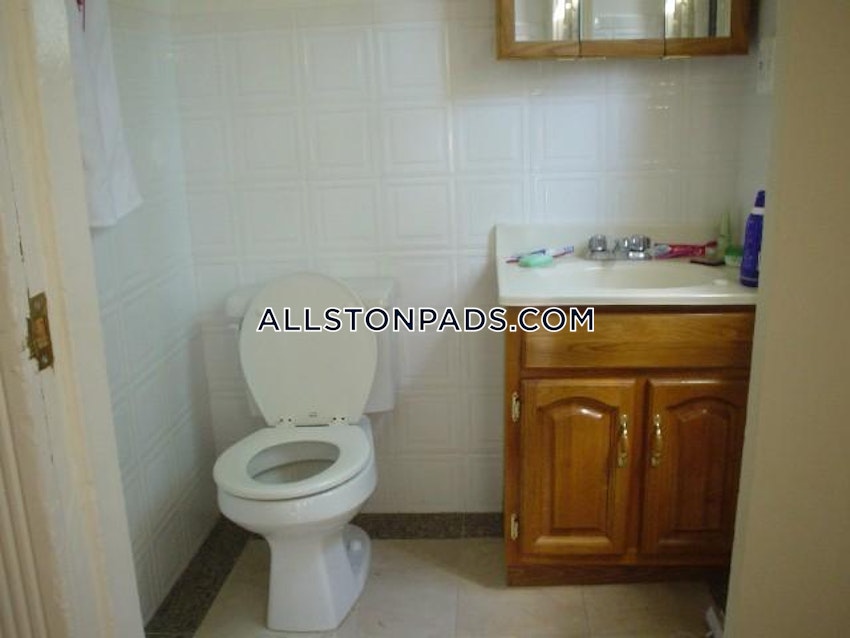 BOSTON - ALLSTON - 3 Beds, 1 Bath - Image 56