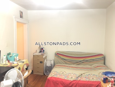 Boston - 0 Beds, 1 Baths