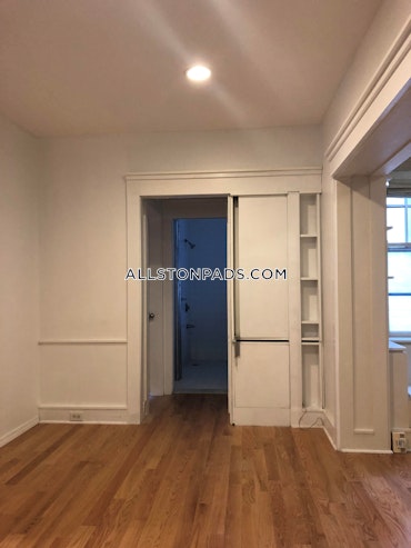 Boston - 2 Beds, 1 Baths