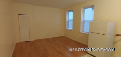 Allston/brighton Border Studio 1 Bath Boston - $2,000