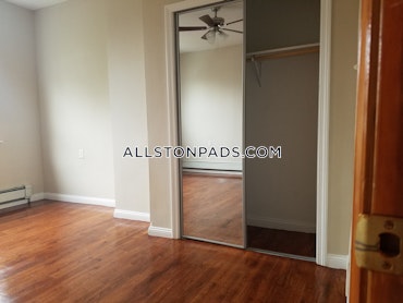 Boston - 3 Beds, 1 Baths