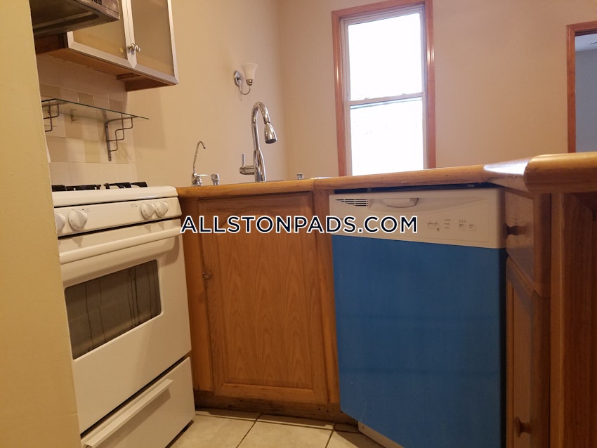 BOSTON - ALLSTON - 3 Beds, 1 Bath - Image 20