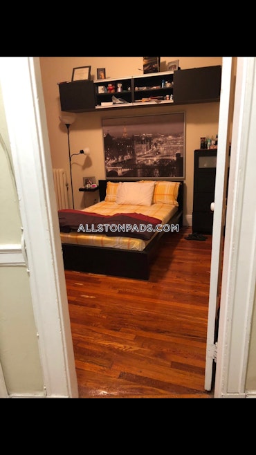 Boston - 0 Beds, 1 Baths