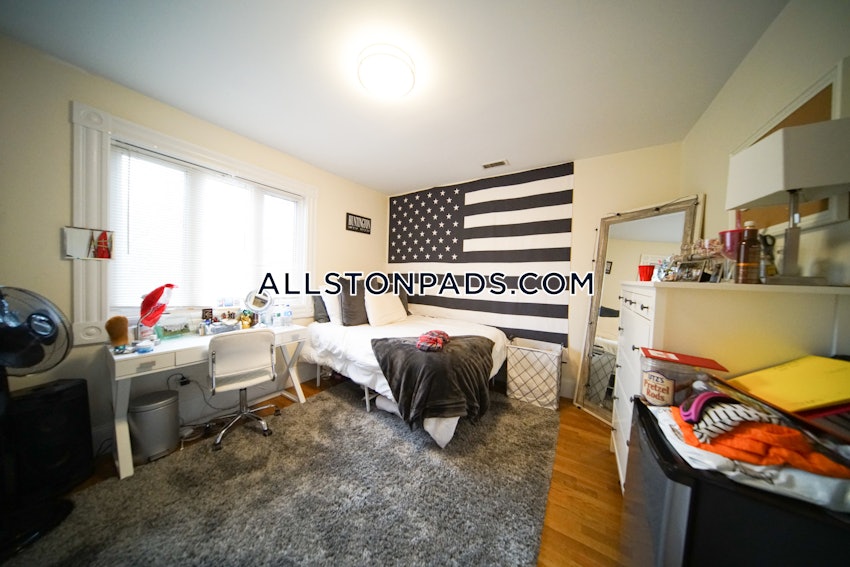 BOSTON - ALLSTON - 6 Beds, 2 Baths - Image 13