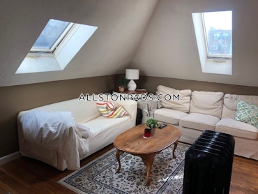 Boston - 4 Beds, 1 Baths