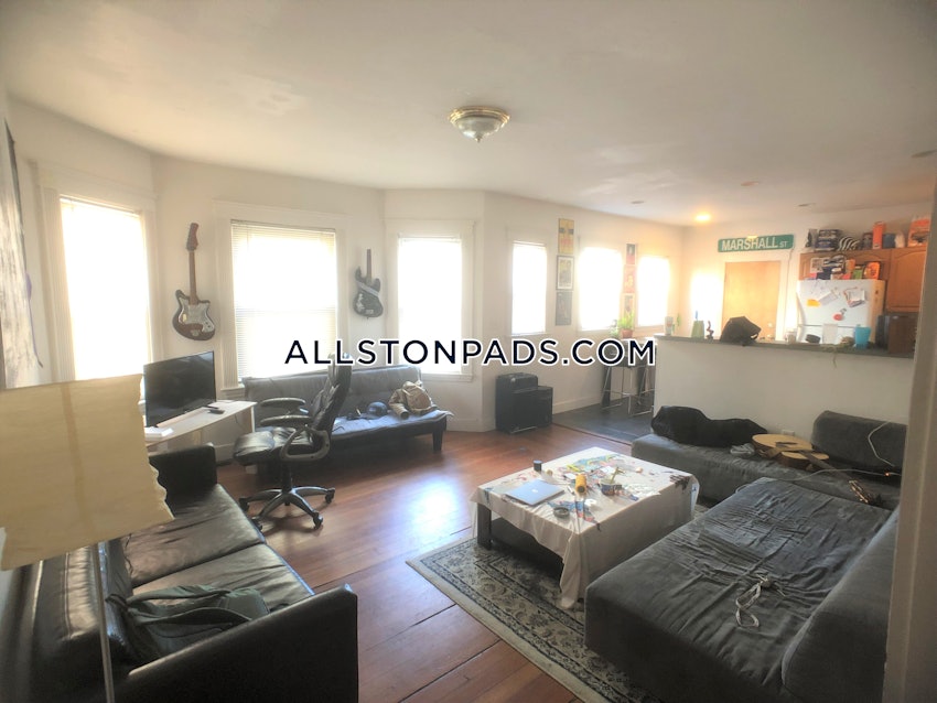 BOSTON - ALLSTON - 4 Beds, 1 Bath - Image 1