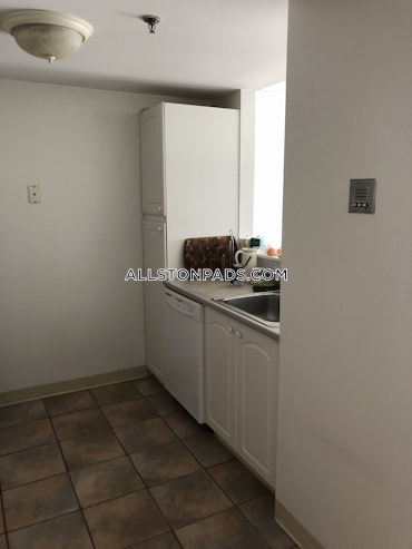 Boston - 1 Beds, 1 Baths