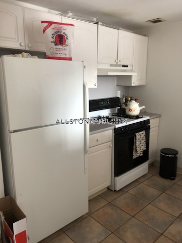 Boston - 1 Beds, 1 Baths