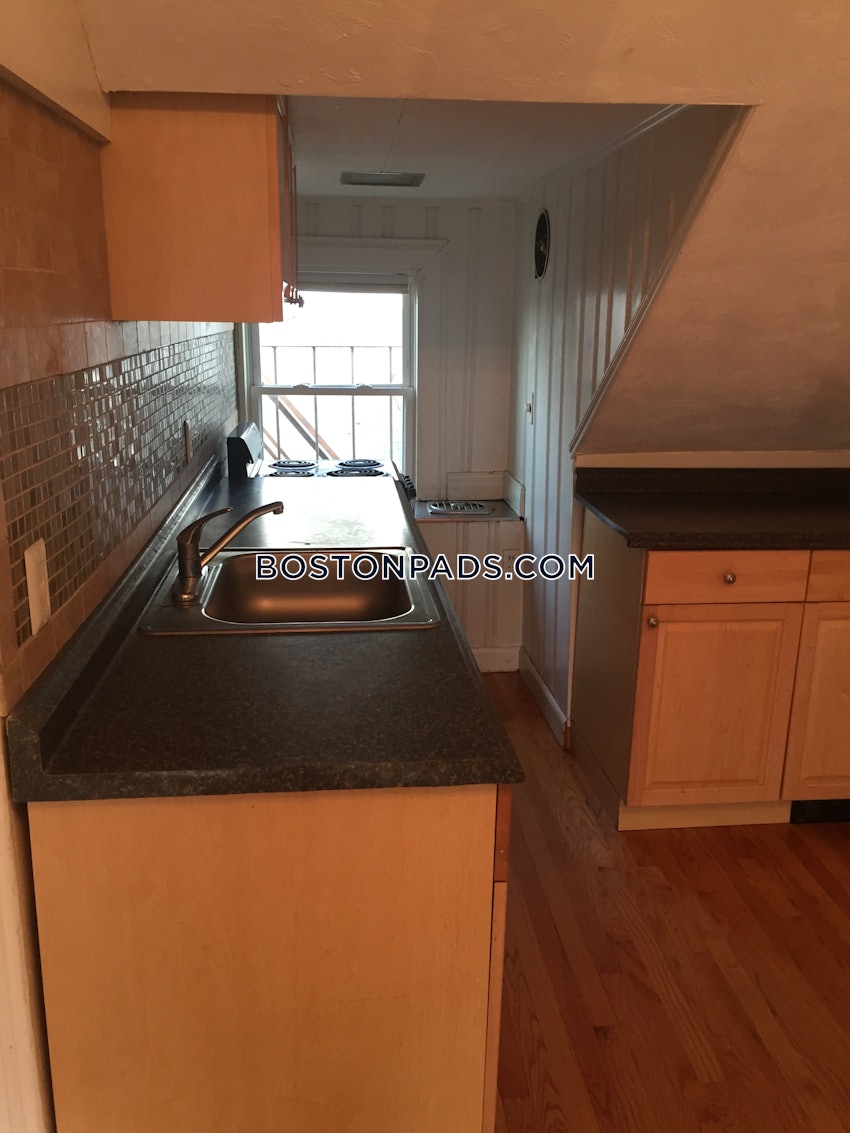 BOSTON - ALLSTON - 1 Bed, 1 Bath - Image 19