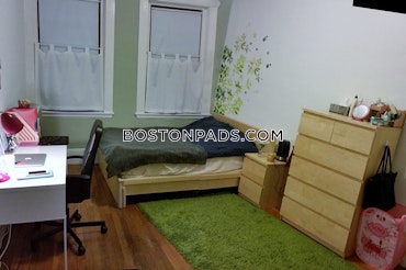 Boston - 2 Beds, 1 Baths