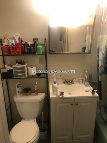 Boston - 2 Beds, 1 Baths