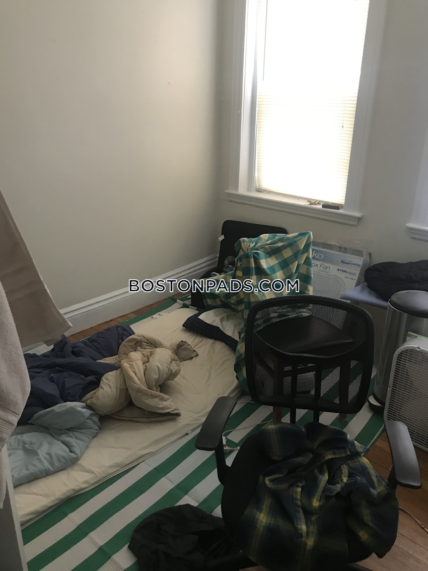 BOSTON - ALLSTON/BRIGHTON BORDER - 2 Beds, 1 Bath - Image 2