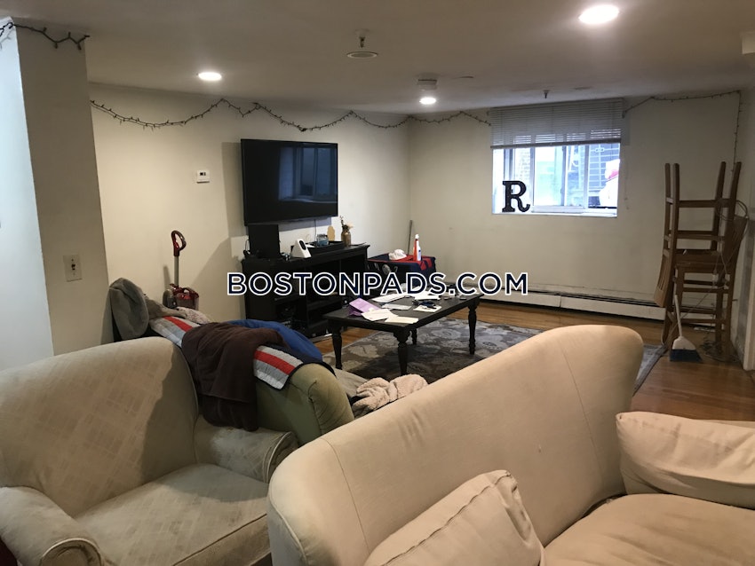 BOSTON - ALLSTON/BRIGHTON BORDER - 3 Beds, 1.5 Baths - Image 1