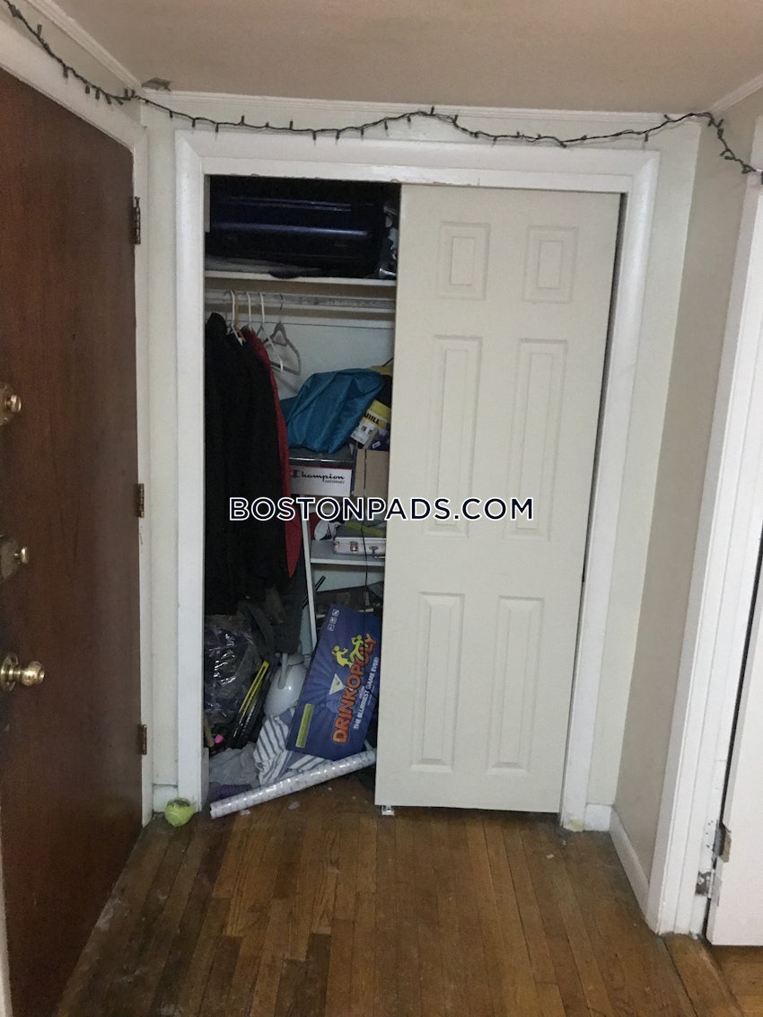 BOSTON - ALLSTON/BRIGHTON BORDER - 3 Beds, 1.5 Baths - Image 6