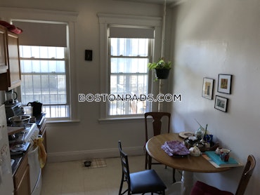 Boston - 1 Beds, 1 Baths