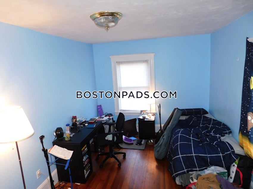 BOSTON - ALLSTON/BRIGHTON BORDER - 5 Beds, 2 Baths - Image 17