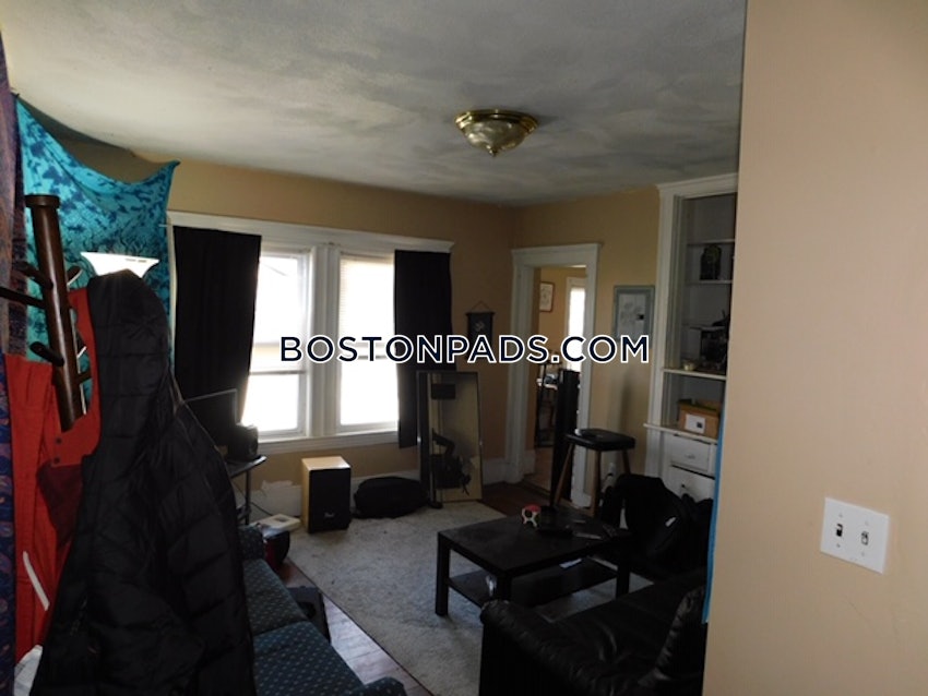 BOSTON - ALLSTON/BRIGHTON BORDER - 5 Beds, 2 Baths - Image 35