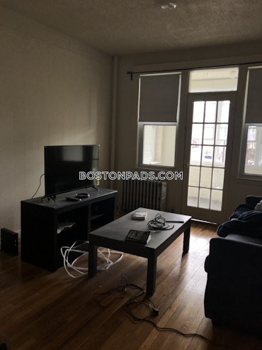 Boston - 1 Beds, 1 Baths