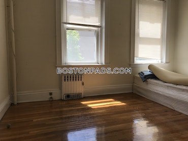 Boston - 2 Beds, 1 Baths