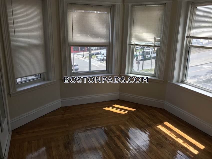 BOSTON - ALLSTON/BRIGHTON BORDER - 2 Beds, 1 Bath - Image 7