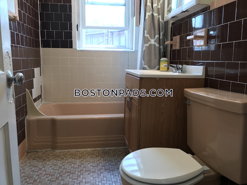 BOSTON - ALLSTON/BRIGHTON BORDER - 2 Beds, 1 Bath - Image 16